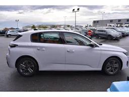 Peugeot 308  1.2i Hybrid - 136 - BV e-DCS6  III 2021 BERLINE Active Pack occasion - Photo 4
