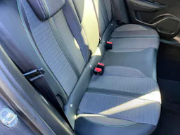 Peugeot 2008  PureTech 130 S&S EAT8 Allure Pack occasion - Photo 2
