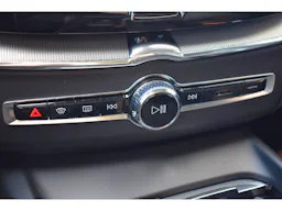 Volvo XC60 T6 Recharge AWD 253 ch + 145 ch Geartronic 8 Start occasion - Photo 28