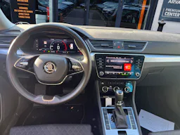 Skoda Superb  Combi 2.0 TDI SCR - 150 - BV DSG7  III COMBI BREAK Business PHASE 2 occasion - Photo 3