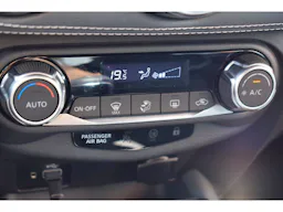 Nissan Juke 1.0 DIG-T 114 Stop/Start N-Connecta occasion - Photo 13