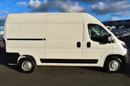 Peugeot Boxer  333 L2H2 BLUEHDI 140 S&S ASPHALT occasion - Photo 4