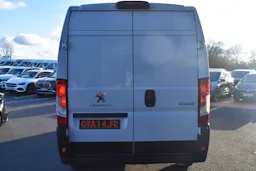 Peugeot Boxer 333 L2H2 BLUEHDI 140 S&S ASPHALT occasion - Photo 17