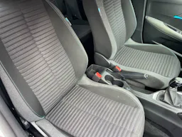 Peugeot 208 1.2i PureTech 12V S&S - 75 II 2019 BERLINE Active occasion - Photo 5