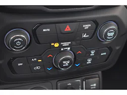 Jeep Renegade  1.3 Turbo T4 190 ch PHEV BVA6 4xe eAWD Limited occasion - Photo 13