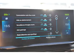 Peugeot 3008  Hybrid 225 e-EAT8 GT occasion - Photo 30