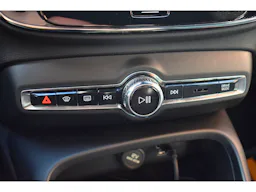 Volvo XC40  T4 Recharge 129+82 ch DCT7 Start occasion - Photo 31