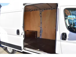 Peugeot Boxer  333 L2H2 BLUEHDI 140 S&S ASPHALT occasion - Photo 5