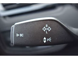 BMW X1  sDrive 18i 136 ch F48 LCI Business Design occasion - Photo 23