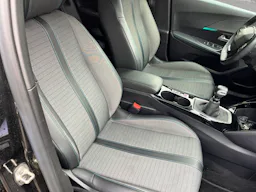 Peugeot 2008 1.2i PureTech 12V S&S - 130 II 2019 Allure Business PHASE 1 occasion - Photo 5