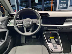 Audi A3 30 TDI 116 S tronic 7 Design occasion - Photo 4