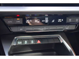 Audi A3 30 TDI 116 S tronic 7 Design occasion - Photo 13