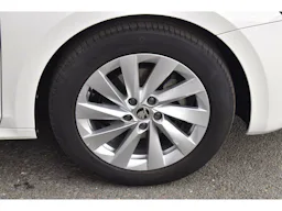 Skoda Octavia Combi 1.5 TSI Hybrid 116 ch ACT DSG7 Selection occasion - Photo 35