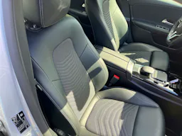 Mercedes Benz Classe A  A 250 e - BV 8G-DCT  BERLINE 5P - BM 177 Business Line occasion - Photo 5