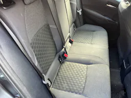 Toyota Corolla  1.8 Hybrid 140 - BV e-CVT  2019 BERLINE occasion - Photo 4