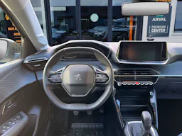Peugeot 208 1.2i PureTech 12V S&S - 75 II 2019 BERLINE Active occasion - Photo 3