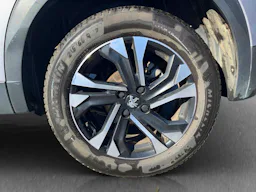 Peugeot 2008  1.5 BlueHDi S&S - 110  Allure occasion - Photo 5