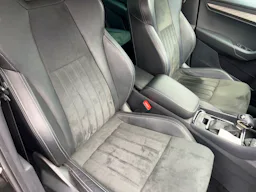 Skoda Karoq  2.0 TDI SCR - 116 - BV DSG7  SUV Style occasion - Photo 4