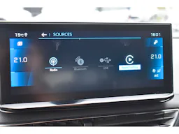 Peugeot 3008 Hybrid 136 e-DCS6 Active Pack occasion - Photo 28