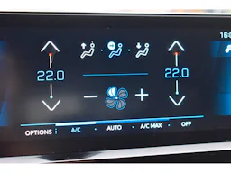 Peugeot 3008 Hybrid 136 e-DCS6 Active Pack occasion - Photo 29