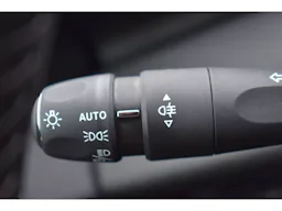 Peugeot 308 SW  Hybrid 136 e-DCS6 Style occasion - Photo 25