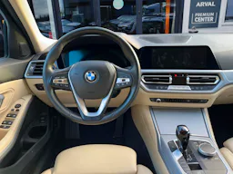 BMW Série 3 Touring Touring 318d 150 ch BVA8 G21 Lounge occasion - Photo 3