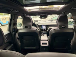 Volvo XC60 T8 Recharge AWD 303 ch + 87 ch Geartronic 8 R-Design occasion - Photo 9