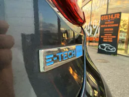 Renault Clio  E-Tech 140 - 21N Business occasion - Photo 11