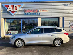 Ford Focus FOCUS 1.5 TDCI occasion - Photo 2