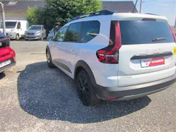 Dacia Jogger  JOGGER ECOG 1.0 100CV  EXPRESSION 7 PLACES  occasion - Photo 4