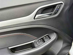 MG ZS  ZS 1.0 TGDI occasion - Photo 14