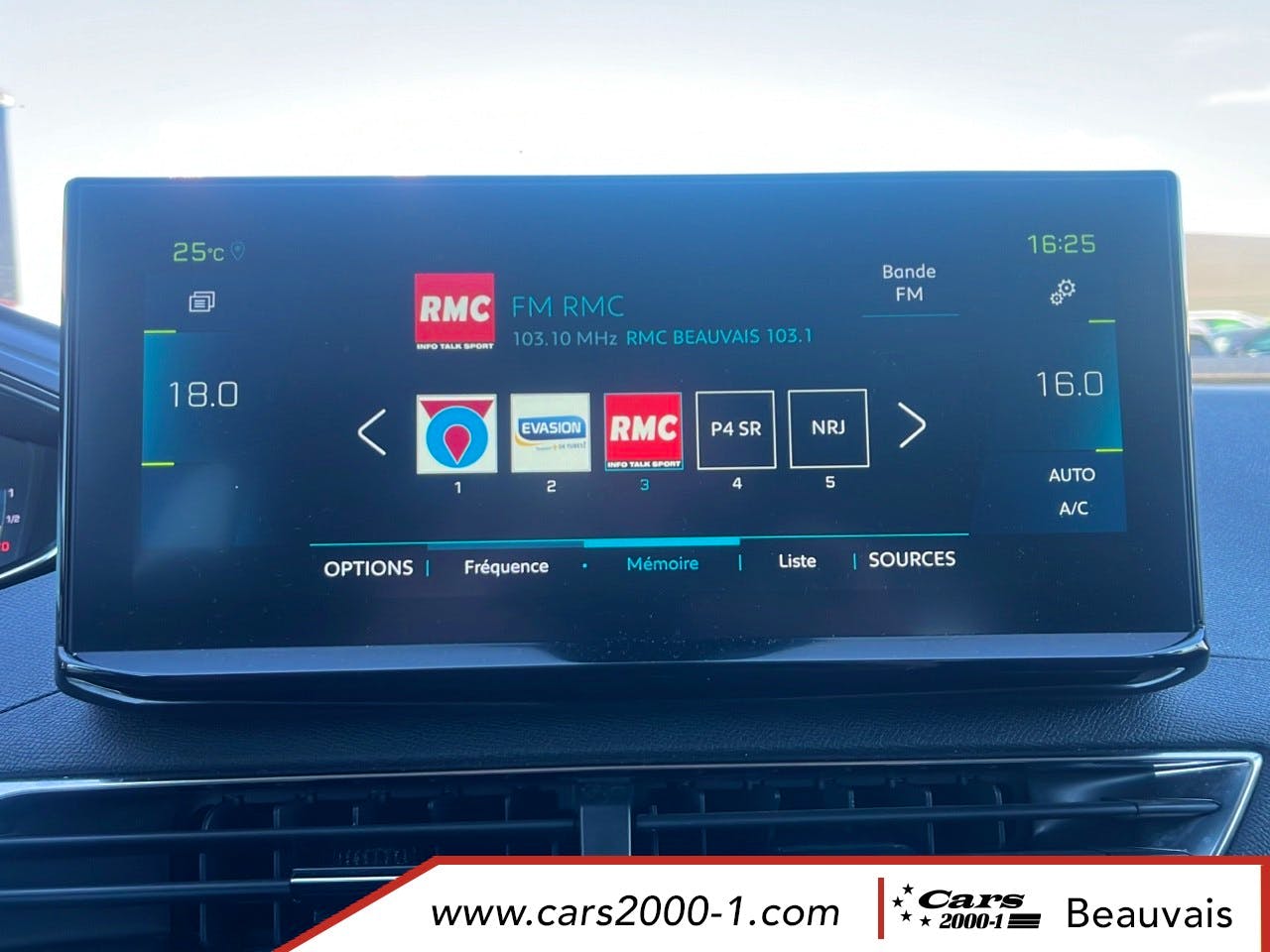 Peugeot 3008  Hybrid4 300 e-EAT8 Allure Pack occasion - Photo 11