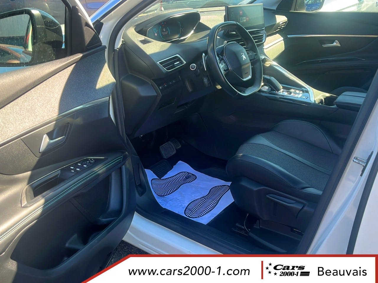Peugeot 3008  Hybrid4 300 e-EAT8 Allure Pack occasion - Photo 18