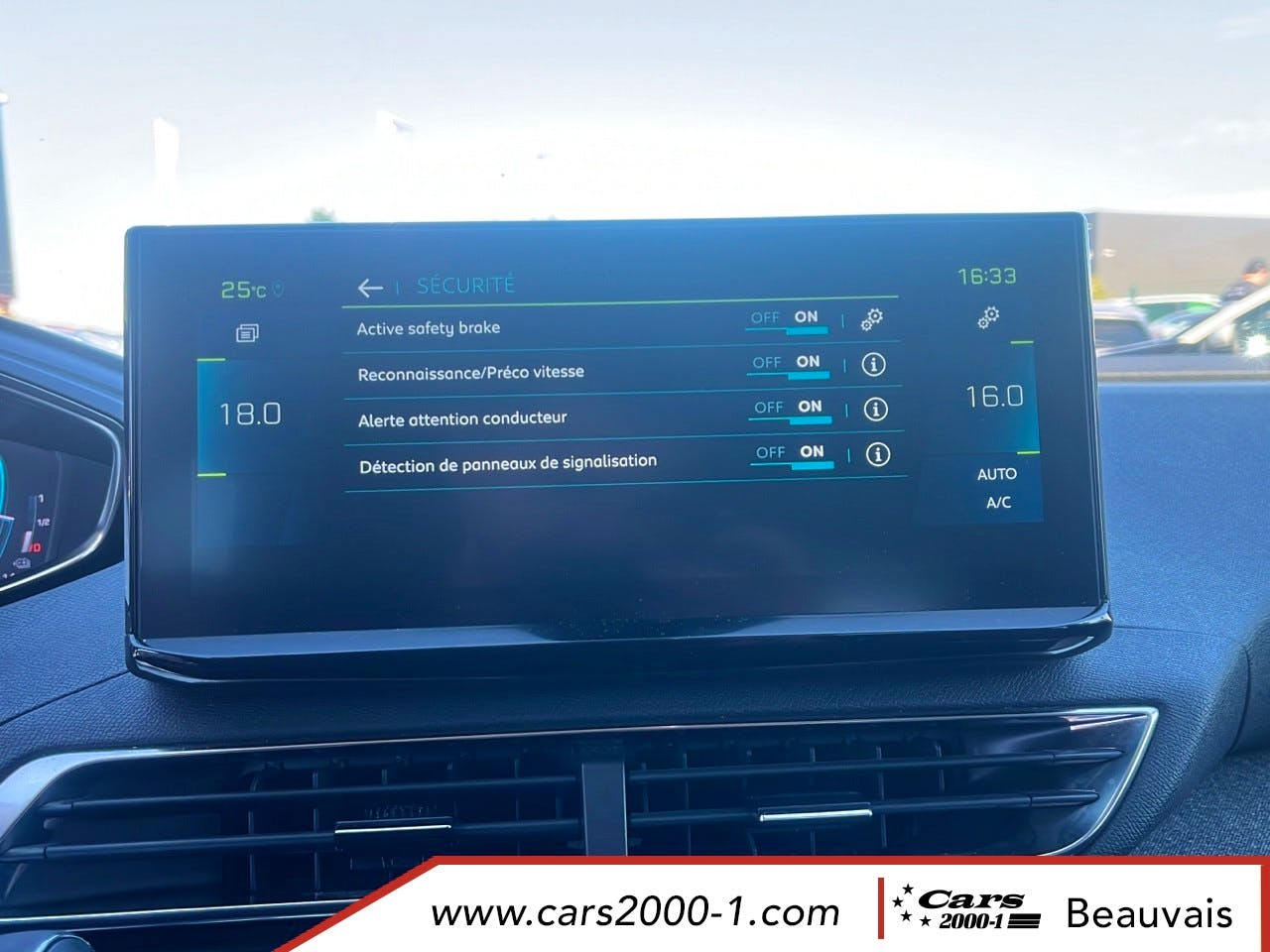 Peugeot 3008  Hybrid4 300 e-EAT8 Allure Pack occasion - Photo 27