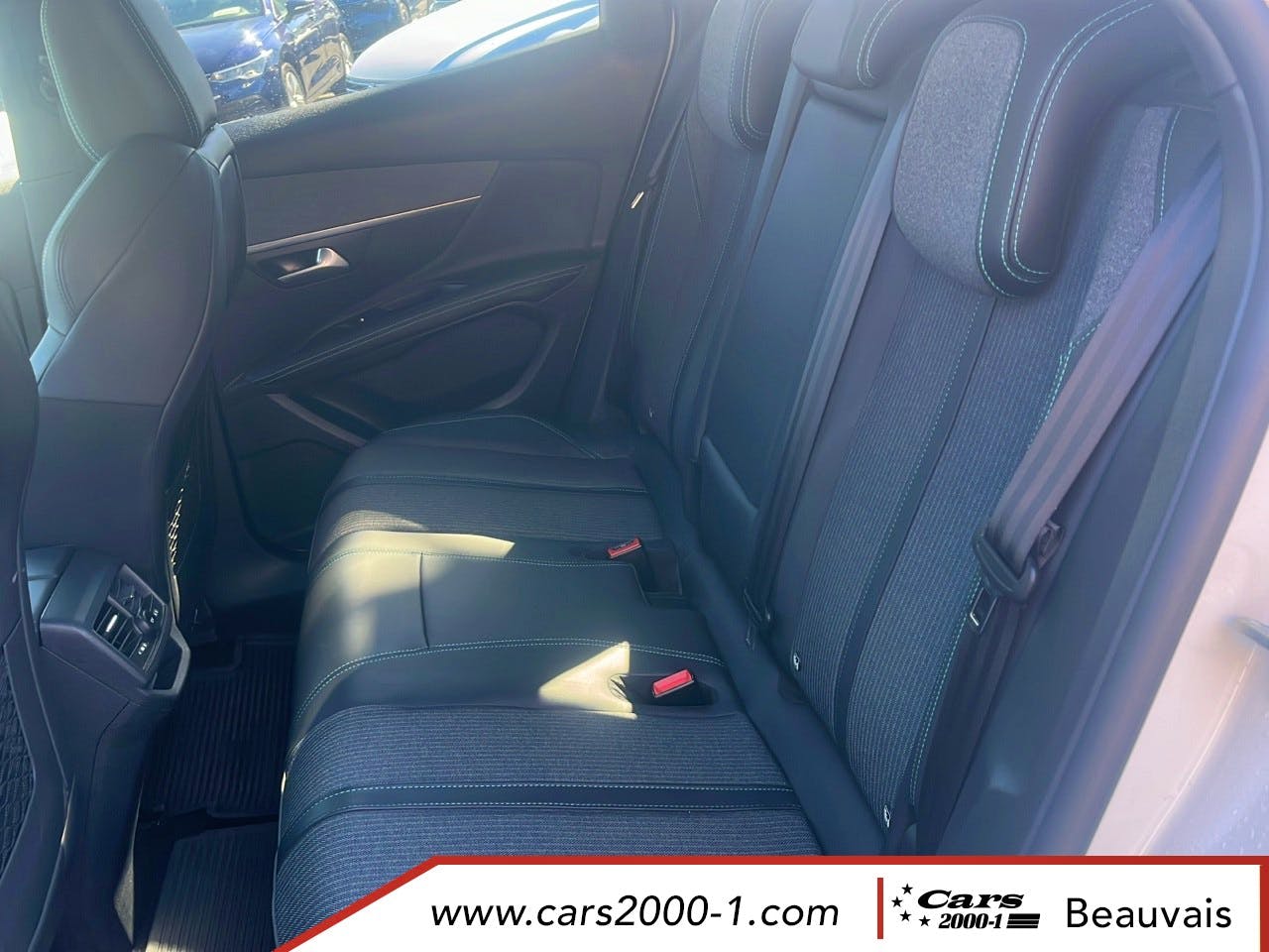 Peugeot 3008  Hybrid4 300 e-EAT8 Allure Pack occasion - Photo 9