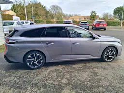 Peugeot 308 SW  308 SW 1.5 BHDI 130 ALLURE EAT8 occasion - Photo 11