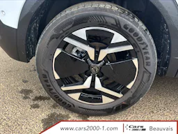 Peugeot 2008  Hybrid 145 e-DCS6 Allure occasion - Photo 17