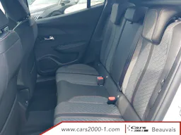 Peugeot 2008 Hybrid 145 e-DCS6 Allure occasion - Photo 9