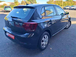 Volkswagen Polo POLO 1.0 80 TRENDLINE occasion - Photo 4