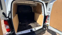 Peugeot Partner  STANDARD 650 KG PURETECH 110 S&S BVM6 PREMIUM occasion - Photo 7