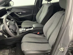 Peugeot e-2008 54 kWh 156 ch Allure occasion - Photo 9