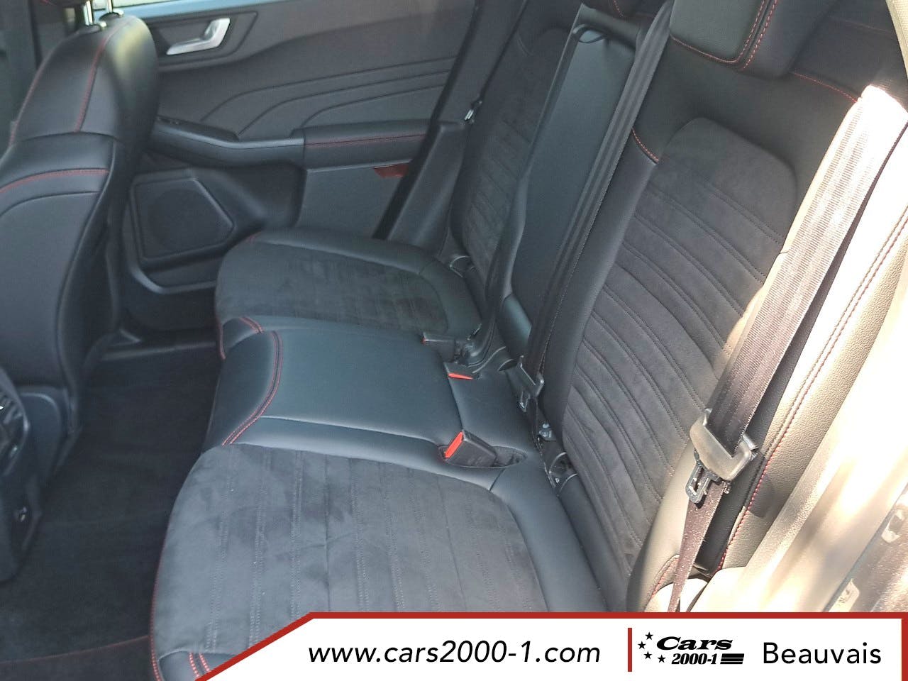 Ford Kuga  2.5 Duratec 190 ch FHEV e-CVT ST-Line X occasion - Photo 9
