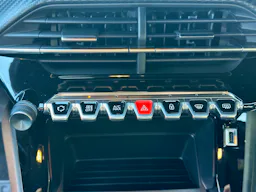 Peugeot 2008 PureTech 100 S&S BVM6 Active RADAR DE RECUL / CARPLAY occasion - Photo 15