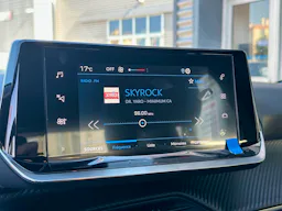 Peugeot 2008  PureTech 100 S&S BVM6 Active RADAR DE RECUL / CARPLAY occasion - Photo 16
