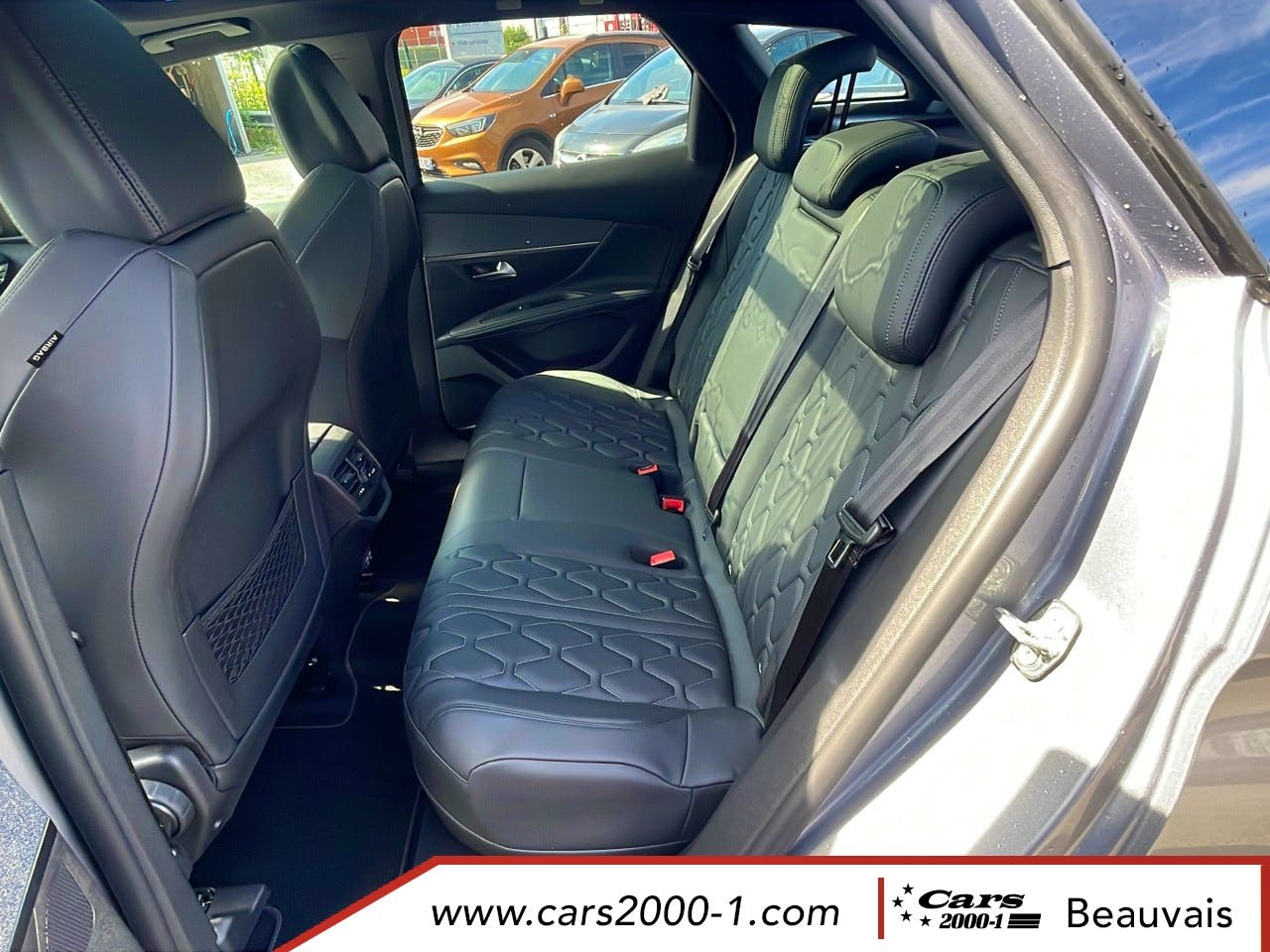 Peugeot 3008  Hybrid 180 e-EAT8 Allure Pack occasion - Photo 9