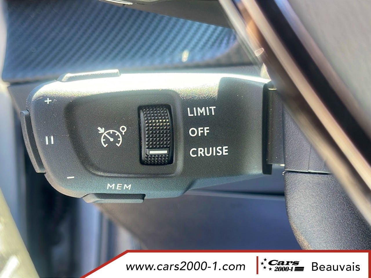 Peugeot 208  Hybrid 100 e-DCS6 Allure occasion - Photo 12