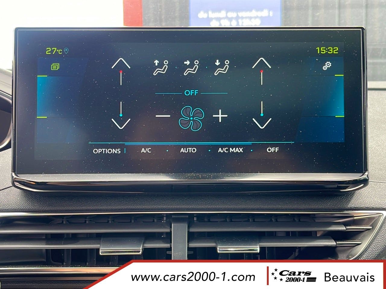 Peugeot 3008  Hybrid 180 e-EAT8 Allure Pack occasion - Photo 29