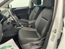 Volkswagen Tiguan  2.0 TDI 150ch DSG7 4Motion Life occasion - Photo 9