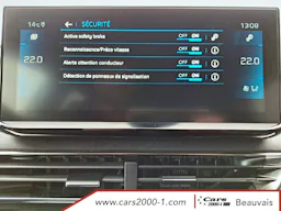 Peugeot 3008  BlueHDi 130ch S&S EAT8 Allure Pack occasion - Photo 29