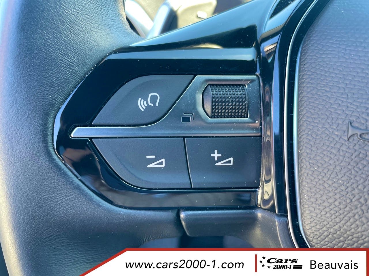 Peugeot 3008  Hybrid 136 e-DCS6 Allure Pack occasion - Photo 19
